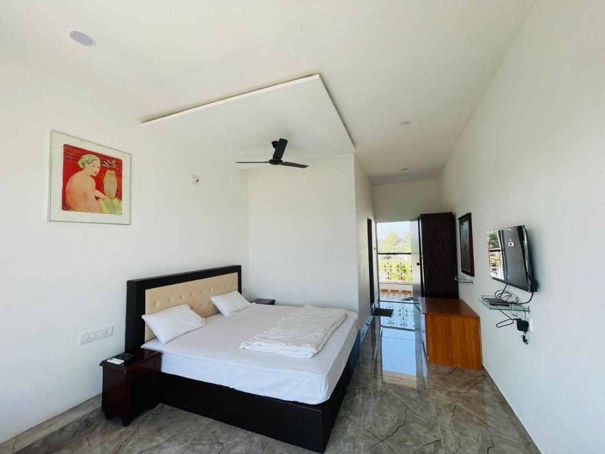 Vasant Vihar Resort Kevadia Esterno foto